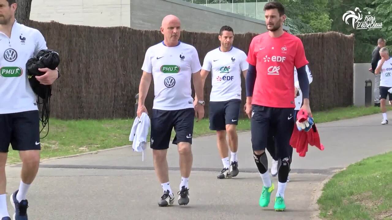 Lloris Sérénité et confiance avant la Roumanie
