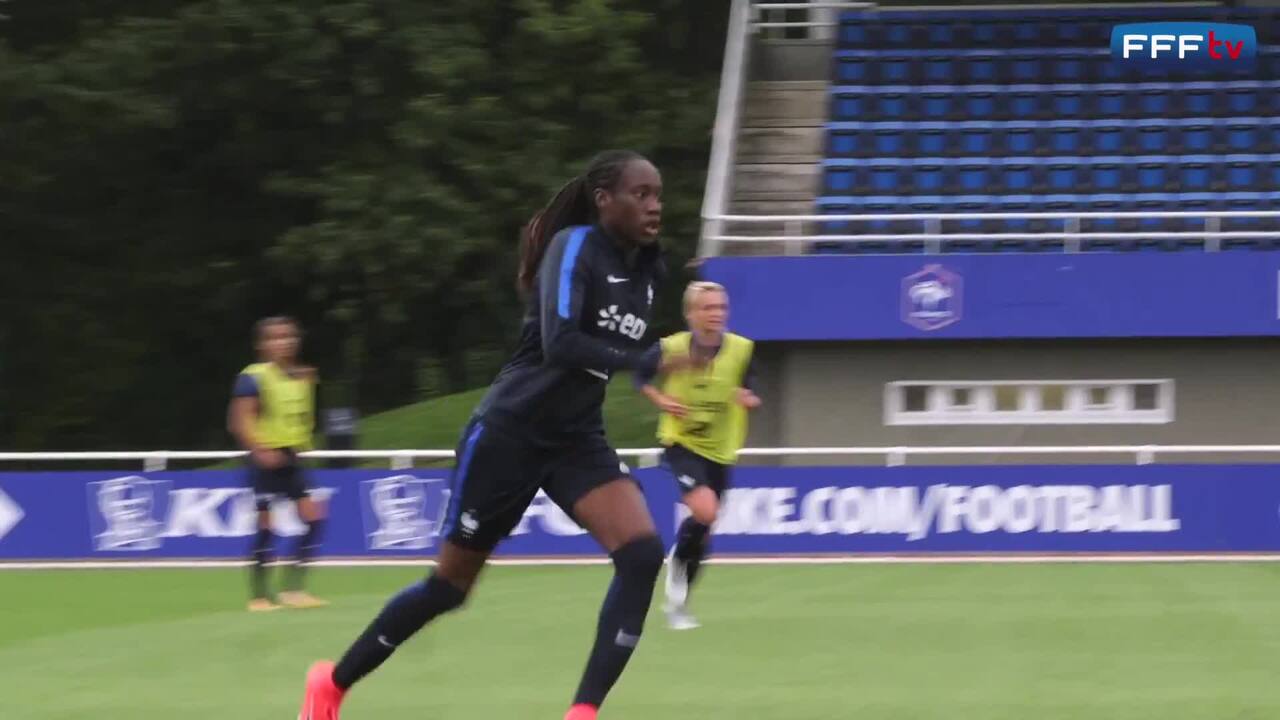 Corinne Diacre fixe le cap