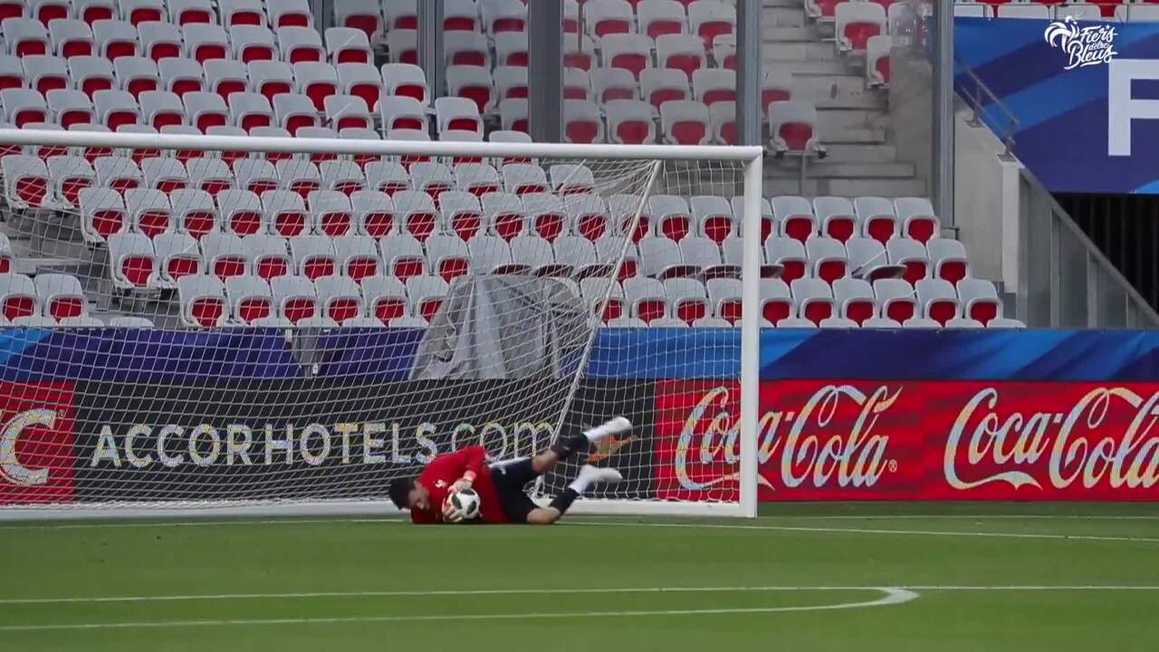 Les Bleus à l'entraînement à Nice