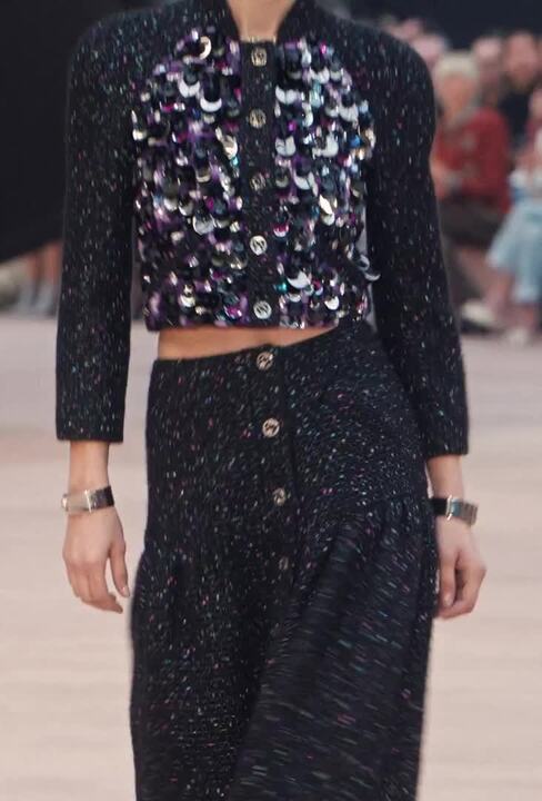 CHANEL　シャネル　ファッション　コスメ　ジュエリー Fall-Winter 2025/26 - ルック 53 - ファッション | CHANEL シャネル