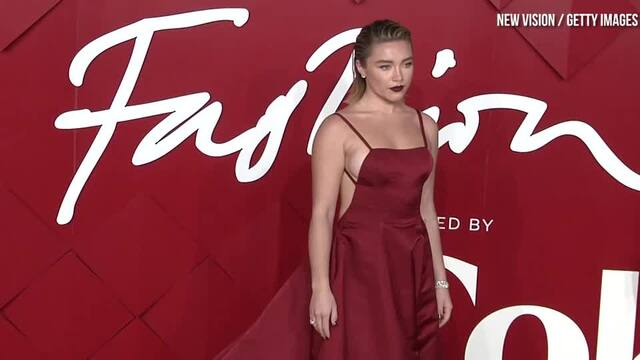 Florence Pugh Stuns In a Backless Valentino Gown