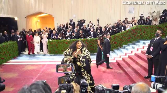 Lizzo Brings Her Flute to 2022 Met Gala