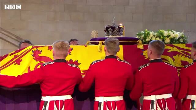 queen's coffin journey to westminster