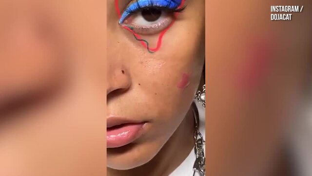 Doja Cat Wore Gold Face Paint At Paris Fashion Week