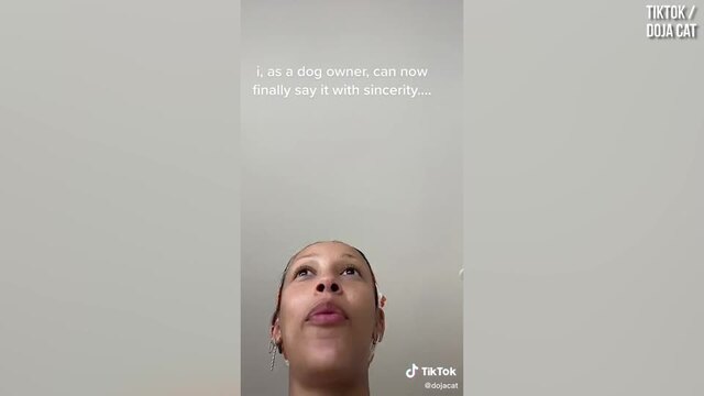 She's So About To Be Canceled': Internet Divided Over Doja Cat Hilariously  Mocking Amber Heard By Mimicking 'My Dog Stepped on a Bee' Expression -  FandomWire