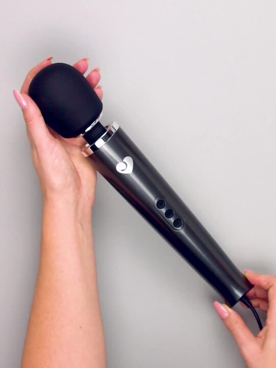 Lovehoney Deluxe Mains Powered Extra Powerful Magic Wand Vibrator