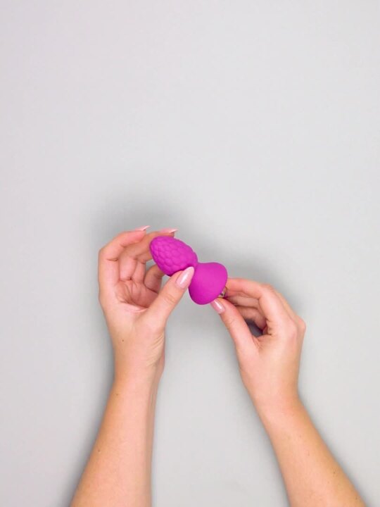 Rocks Off 7 Function Ass Berry Vibrating Butt Plug 2.25 Inch Rocks Off 7 Function Ass Berry Vibrating Butt Plug 2.25 Inch