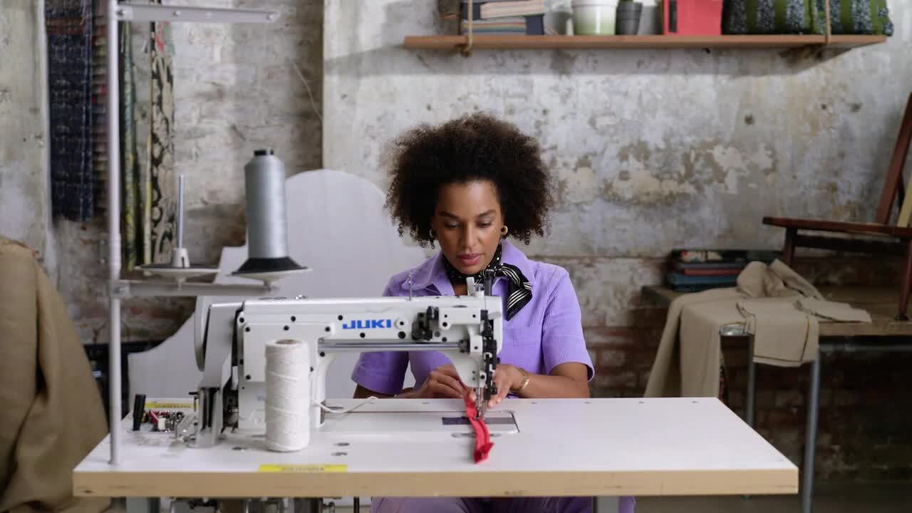 Part 12 - Sewing the fabric and piping