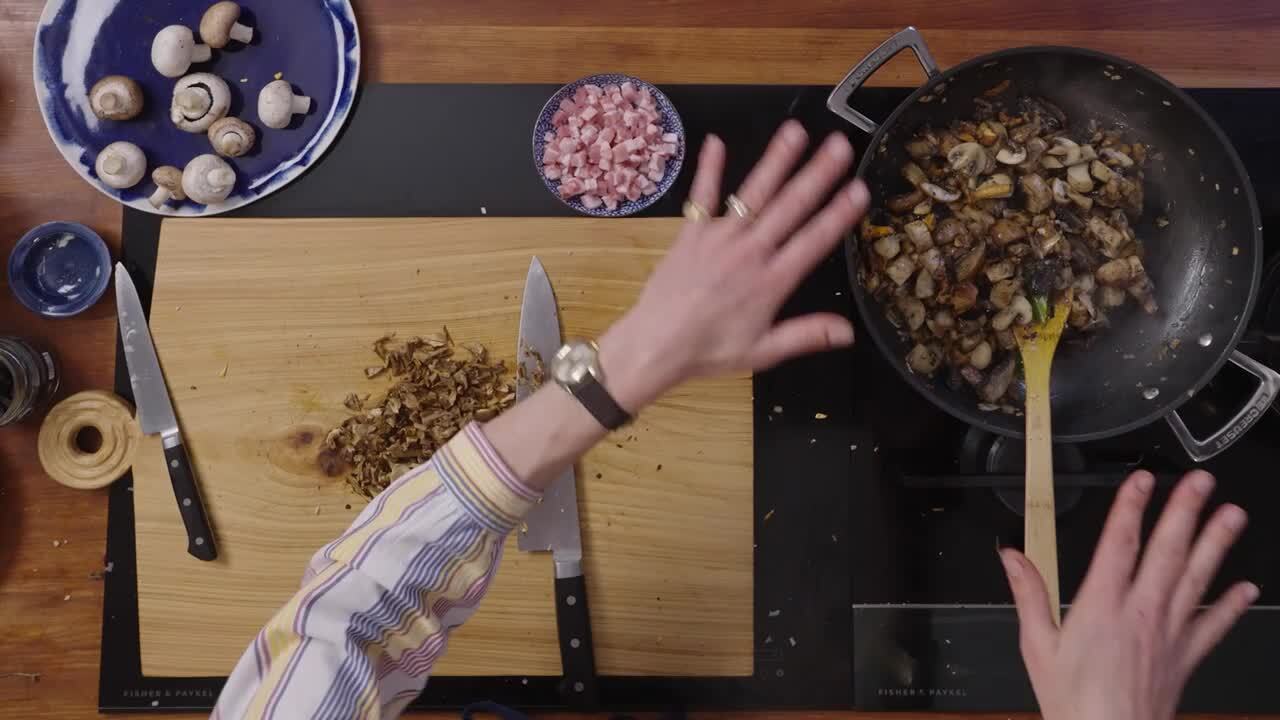 Baked mushroom, spinach & oloroso conchiglie