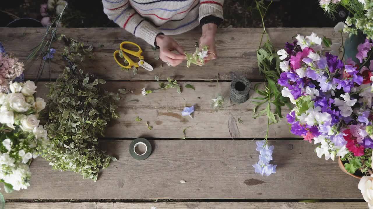 Wedding flowers part 1 - button holes