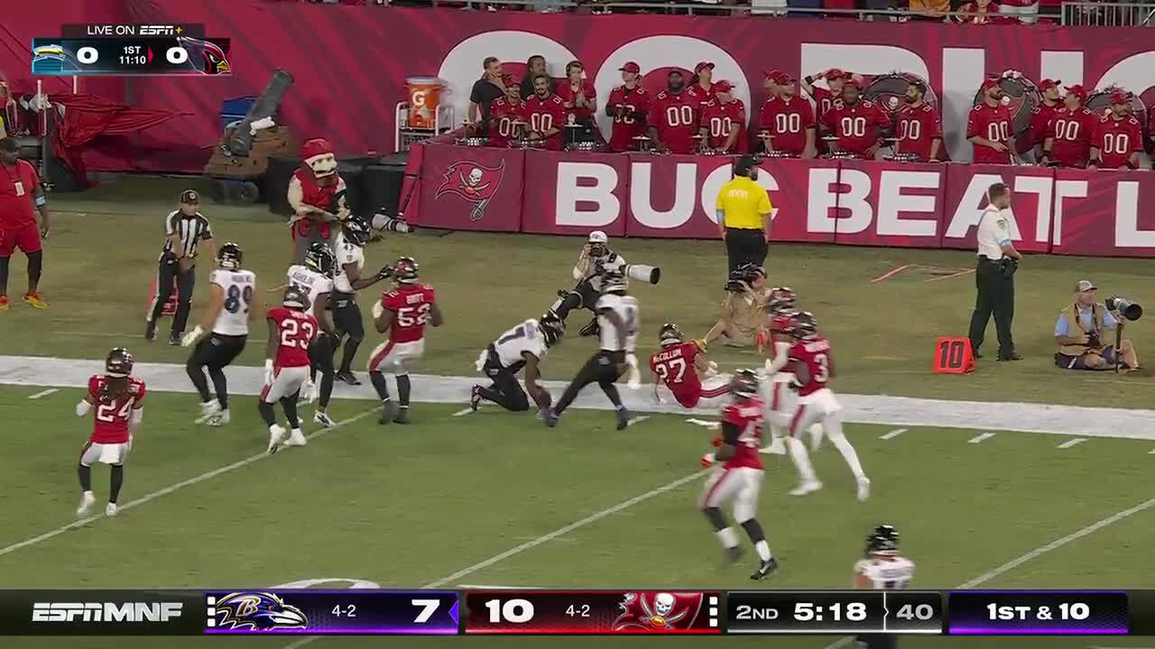 Can't-Miss Play: 59-yard connection! Lamar and Bateman burn Bucs for major gain