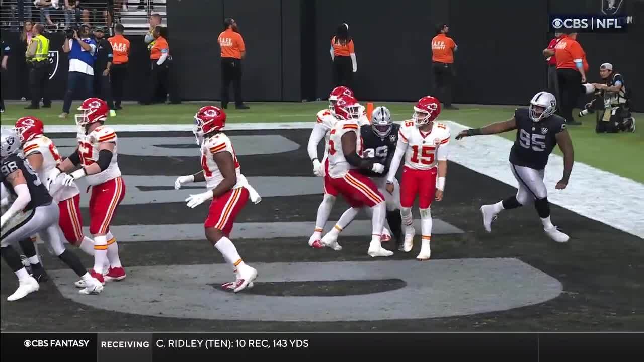 Can't-Miss Play: Moehrig's INT vs. Mahomes gives Raiders possession inside KC's