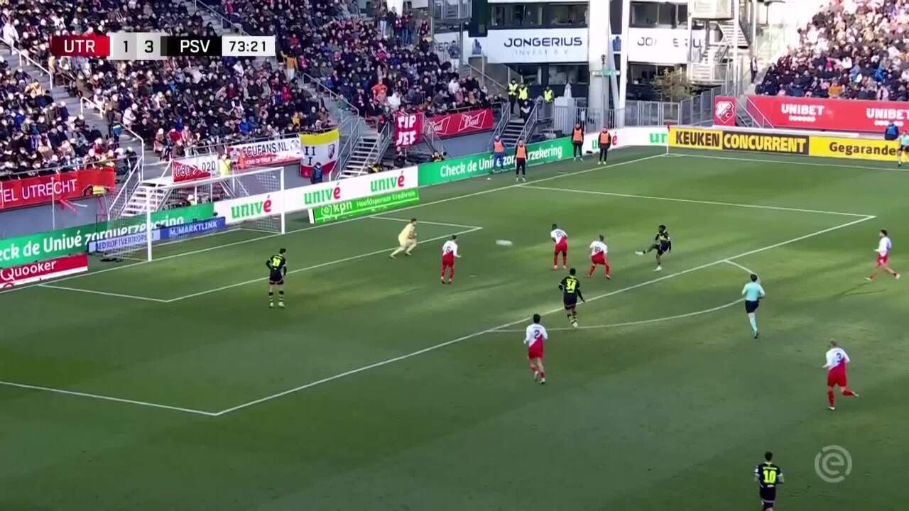 Erst zaubert PSV, dann kommt der Winkelkracher!