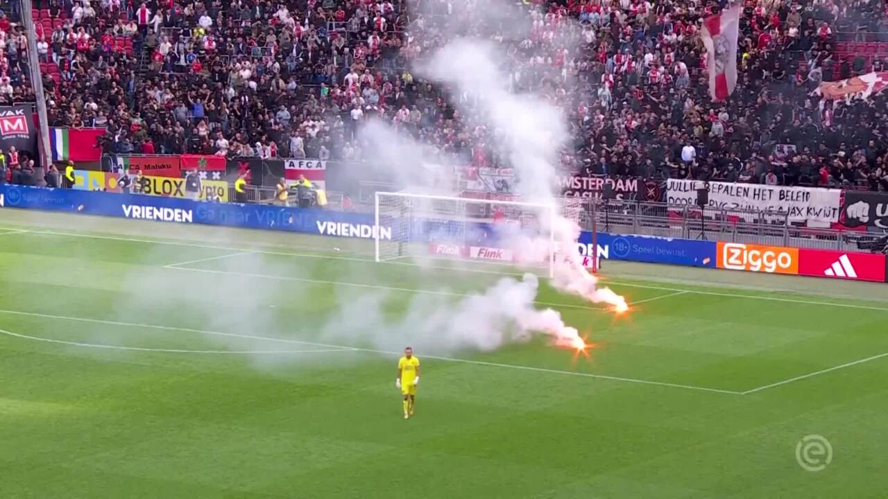 Pyro-Eklat in Amsterdam! Topspiel zwischen Ajax und Rotterdam abgebrochen