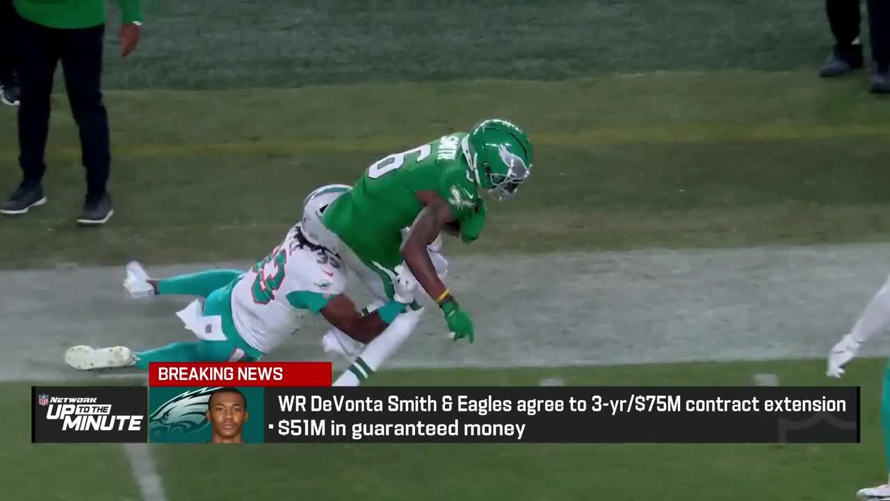 WR DeVonta Smith, Eagles agree to terms on three-year, $75M contract extension