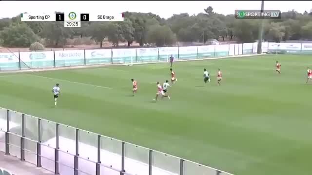 Confira o momento em que Pedro Silva, e os juniores do Sporting, se sagraram campeões