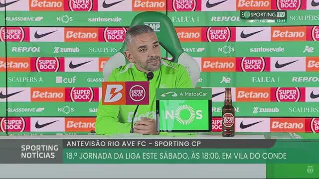 Rui Borges chateia-se com pergunta sobre Edwards, extremo do Sporting