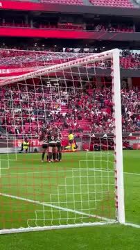Reveja o golo de Maiara no Benfica - Sporting