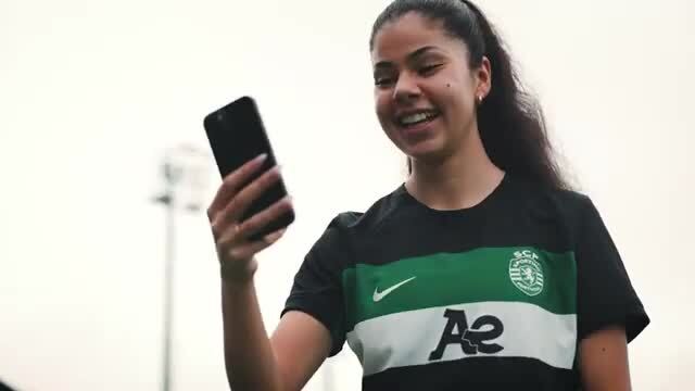 Jevena Gray anunciada como jogadora do Sporting