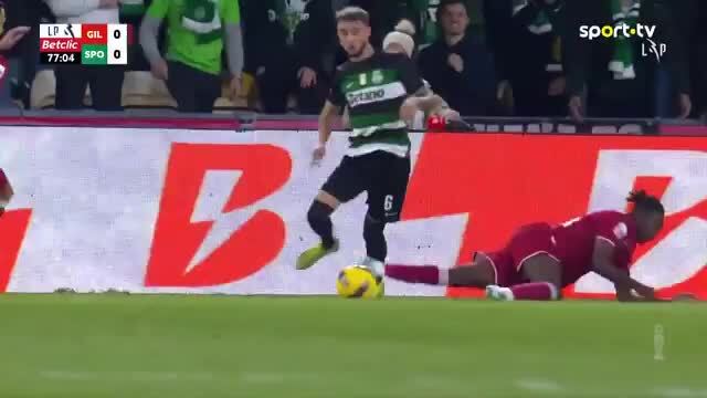 Penálti revertido e golo anulado no Gil Vicente - Sporting