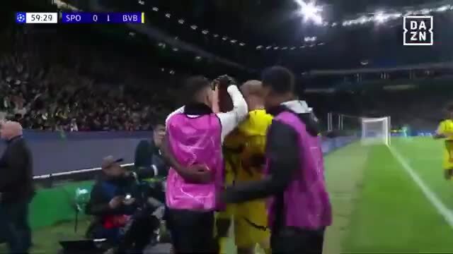 Confira o resumo/melhores momentos do Sporting - Borussia Dortmund