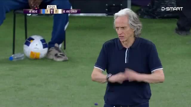 Jorge Jesus tira Kaio César de campo 10 minutos depois de entrar no Al Hilal - Al Ahli