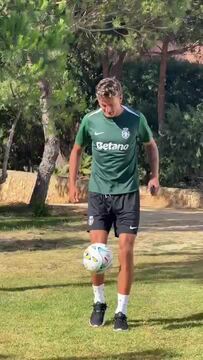Jogadores do Sporting em 'concurso' de toques