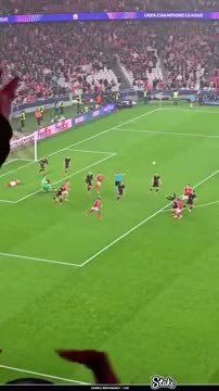 Golo de Raphinha no último minuto visto do estádio! Ex Sporting carimba reviravolta