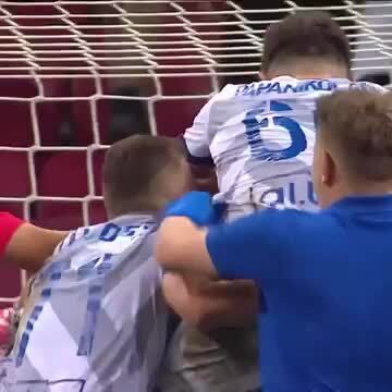 Confira uma grande defesa de Vladan Kovacevic antes do Sporting