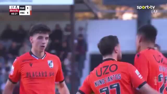 Grande jogada de Alberto Baio, alvo do Sporting