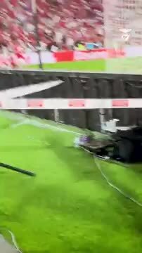 Pavlidis abre o marcador do Sporting - Benfica da Supertaça