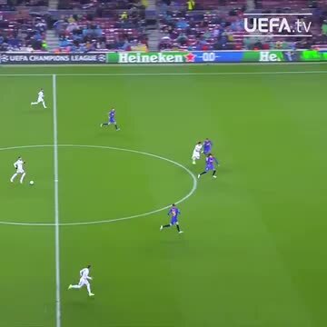Otamendi já fez Barcelona 'tremer' na Liga dos Campeões