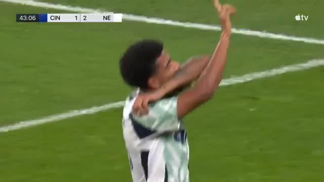 Joshua Wynder brilha na MLS! Central emprestado pelo Benfica fatura de cabeça