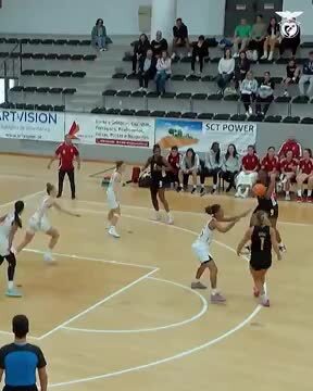 Equipa feminina do basquetebol do Benfica voltou a triunfar