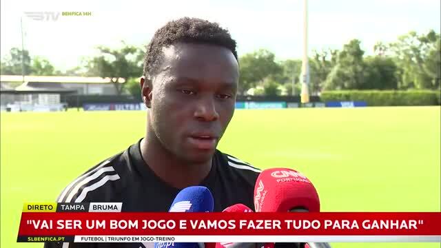 Bruma comenta renovação de Otamendi com o Benfica
