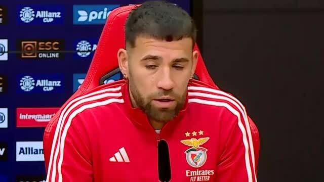 Nicolás Otamendi falou sobre o seu futuro no Benfica