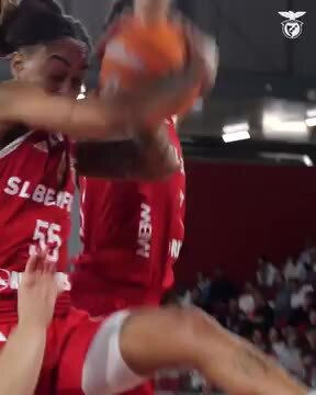 Veja a conquista do bicampeonato do Benfica em basquetebol feminino
