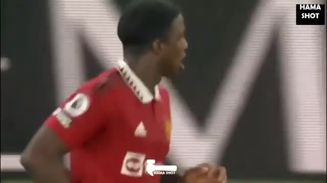 Tyrell Malacia pode reforçar a defesa do Benfica