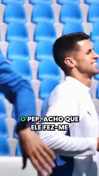 João Cancelo aborda possível mudança para o Benfica