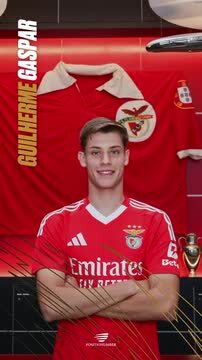 Rui Costa renova contrato com defesa central do Benfica