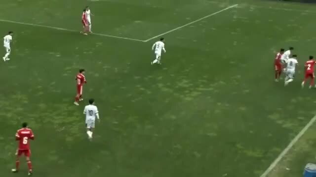 Leandro Santos pode render Alexander Bah no Benfica