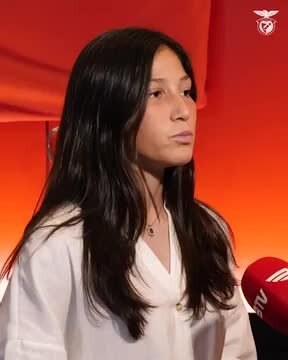 Oficial: Lara Martins renova com o Benfica até...