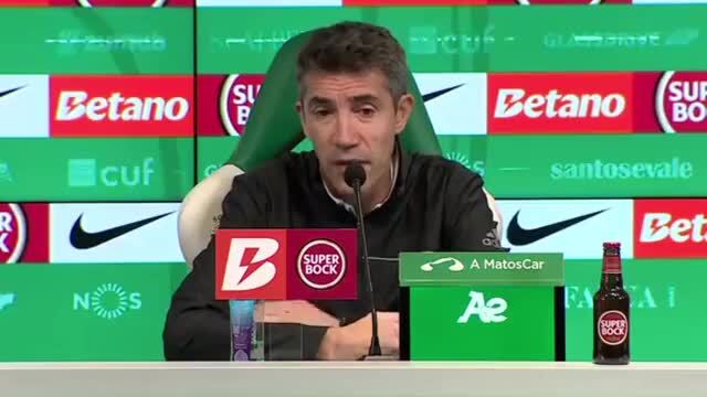 Bruno Lage analisa troca de palavras com Fábio Veríssimo no Sporting - Benfica