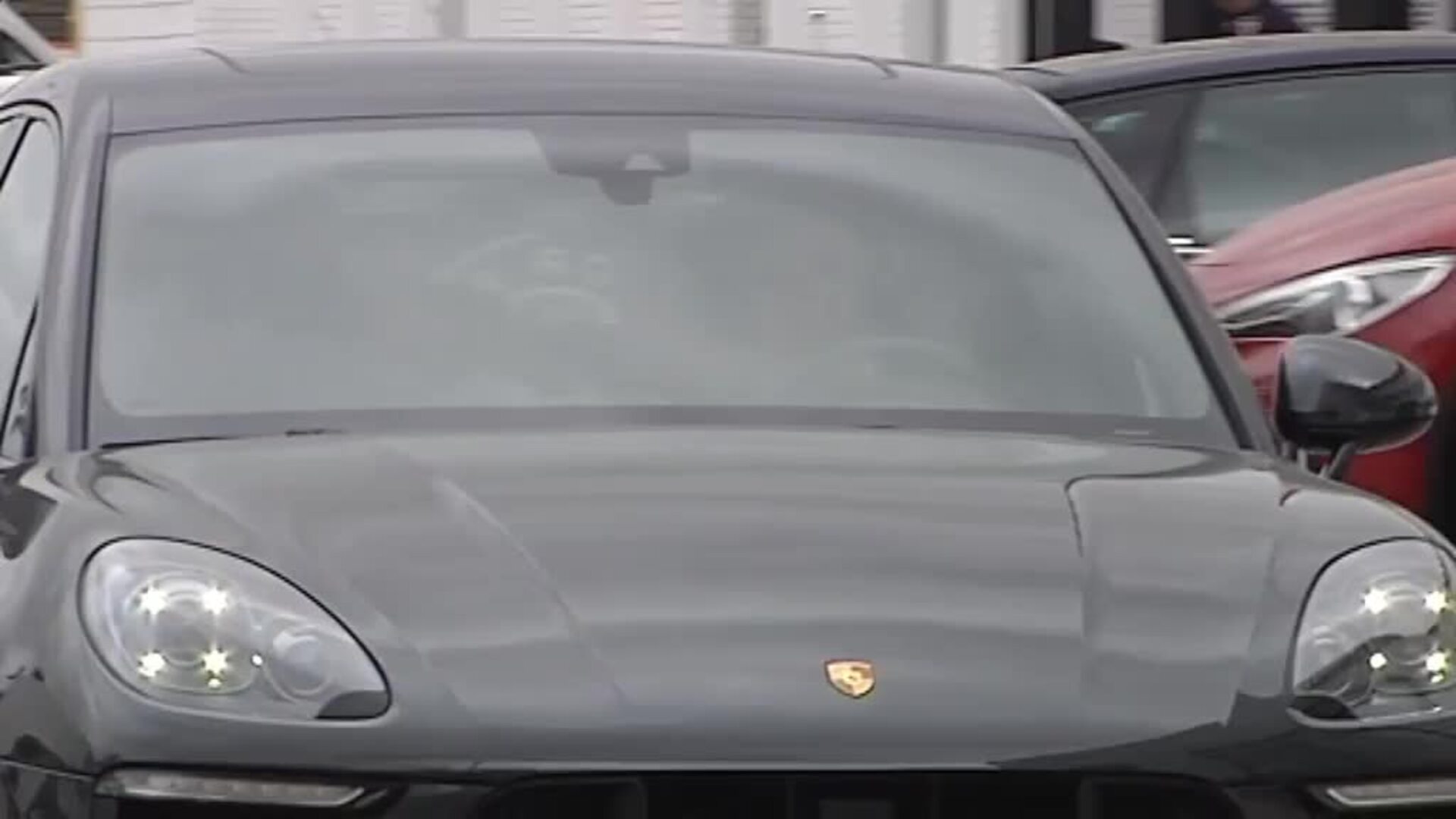 Rodrigo abandona Paterna en medio de los rumores de su inminente salida