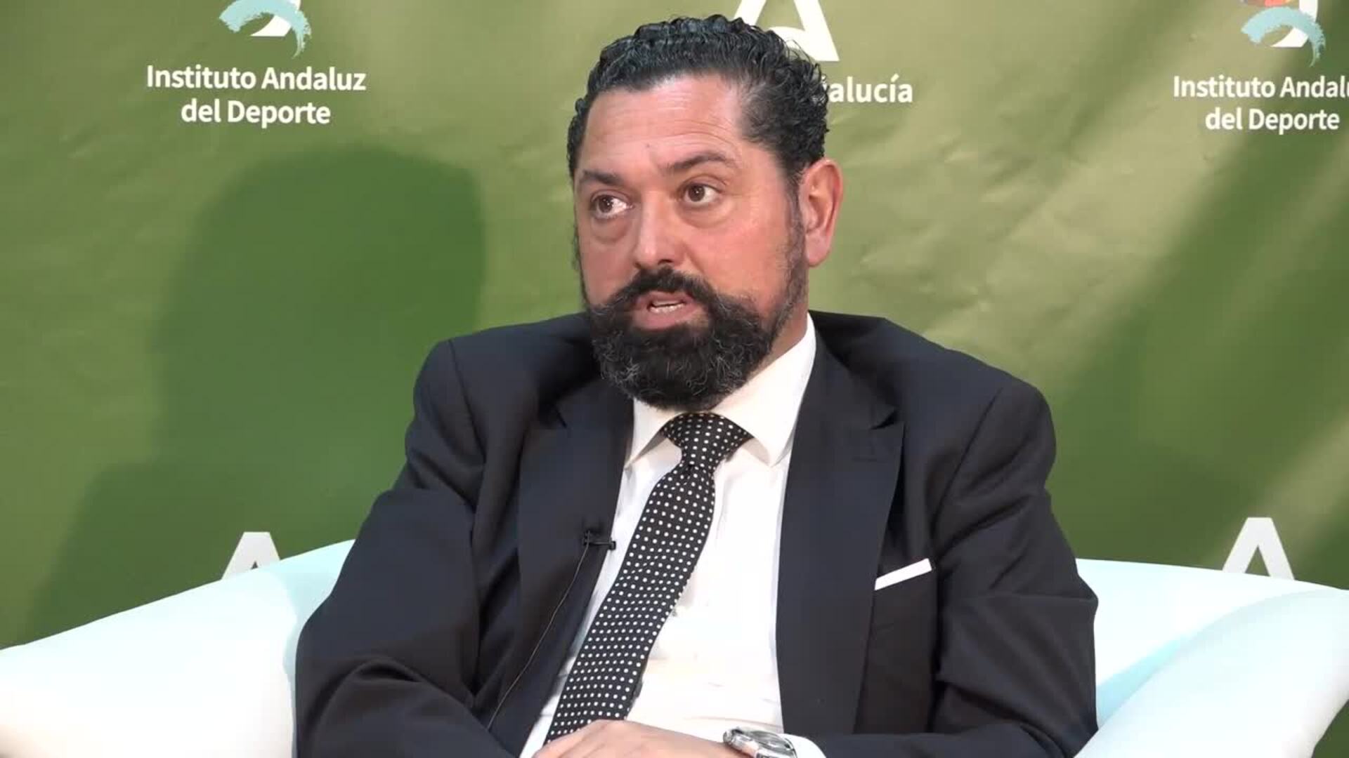 Piqué y Junta apuestan por &quot;relación a largo plazo&quot; de la Davis con Andalucía y que &quot;deje huella&quot;