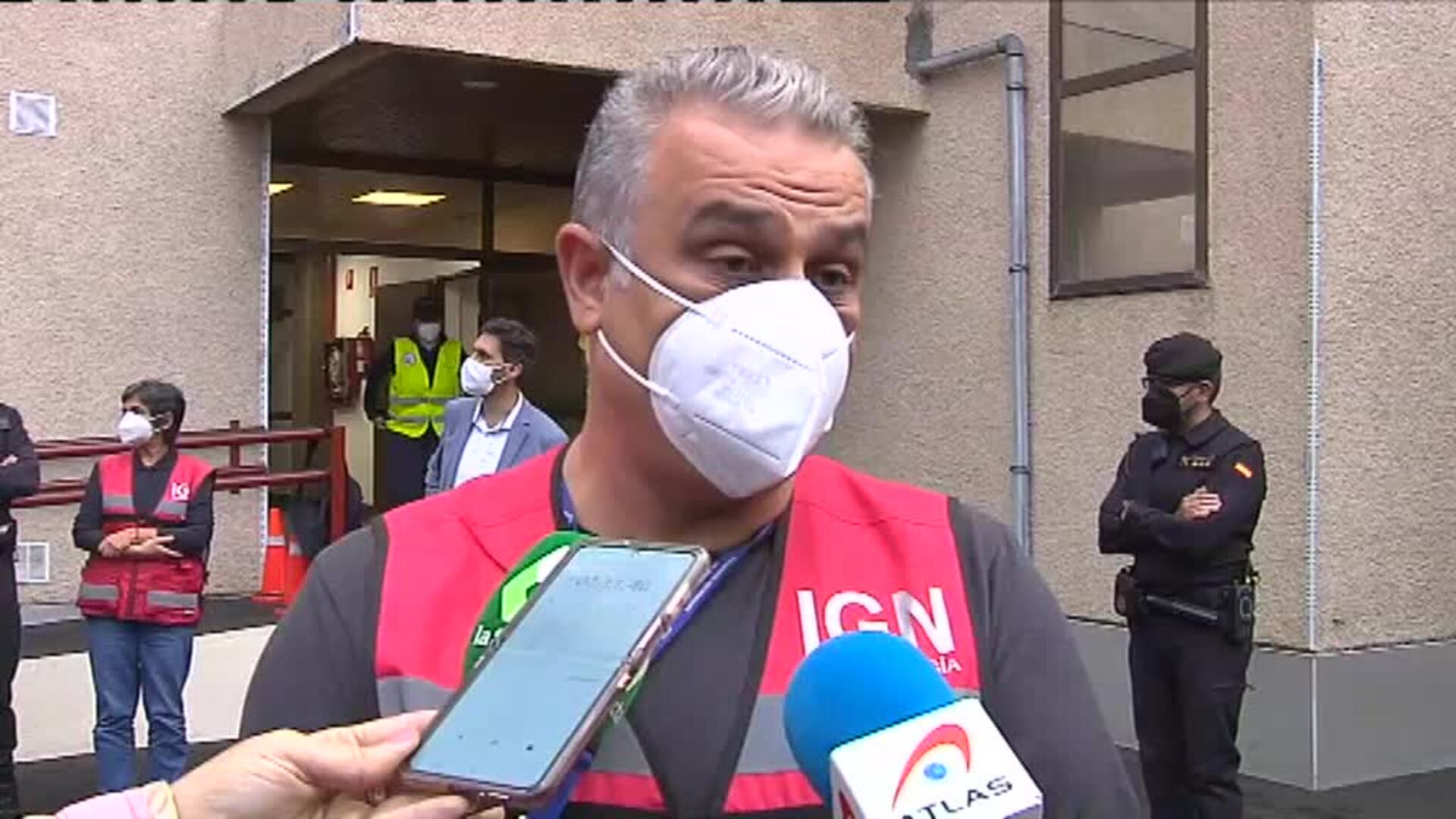 Rayos volcánicos y terremotos, así se comporta el volcán de La Palma