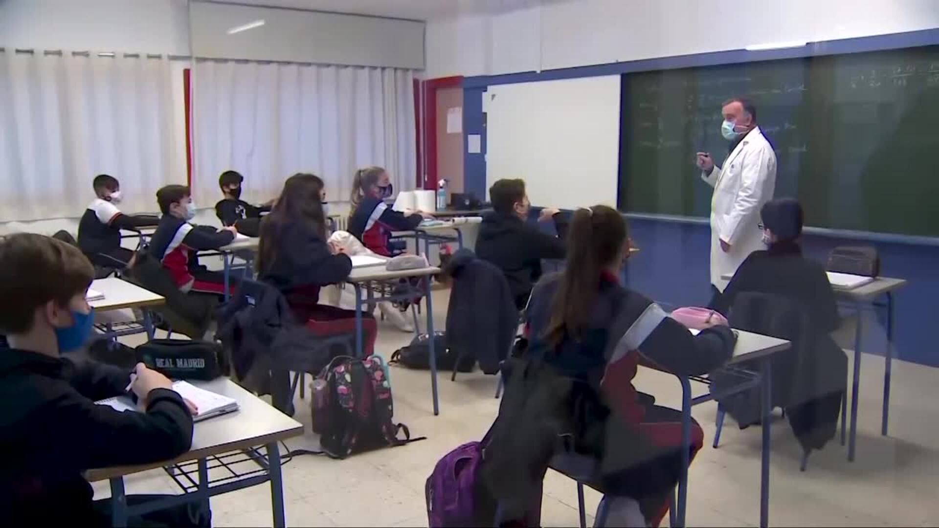 Marín califica con un &quot;sobresaliente alto&quot; el curso escolar &quot;más difícil&quot; para Andalucía