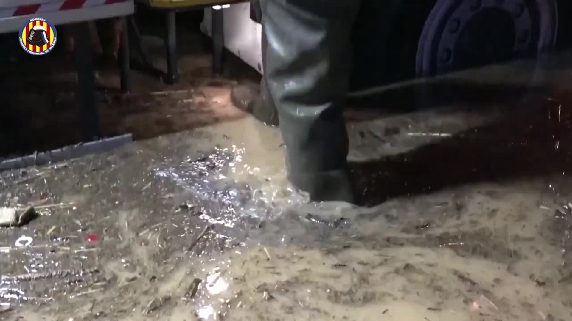 Consorci Bombers Valencia recibe más de 930 avisos por las lluvias