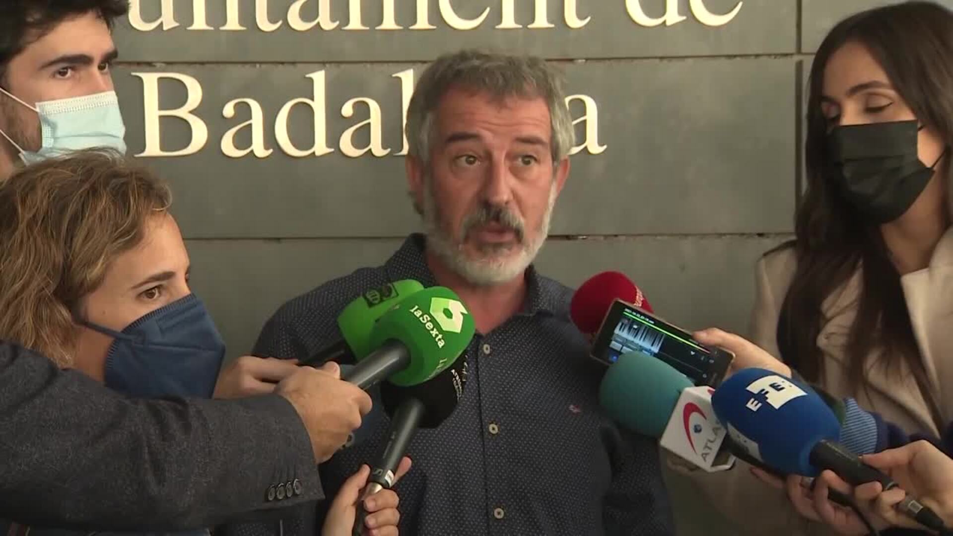La oposición registra moción de censura contra García Albiol