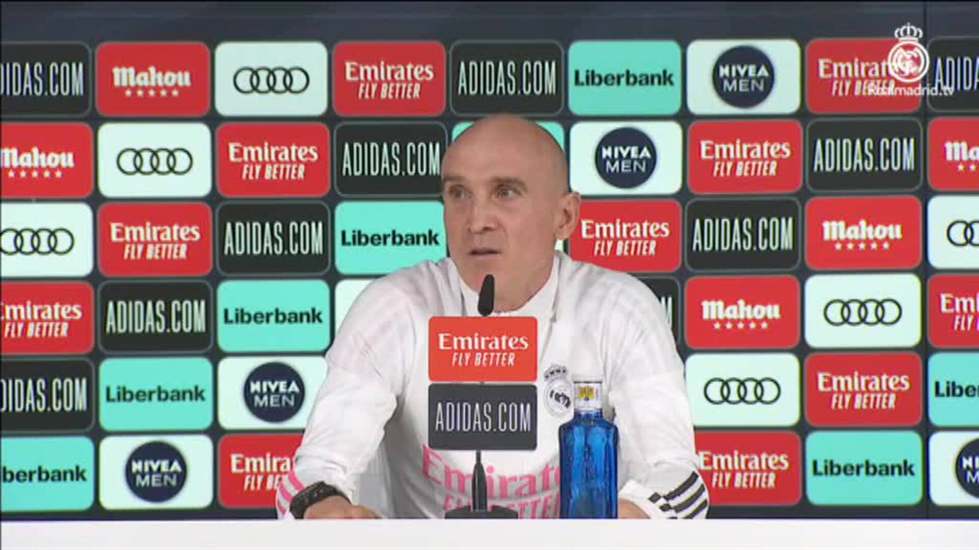 Bettoni: &quot;Veo el mismo Sergio que conozco desde hace 5 años, el capitán&quot;